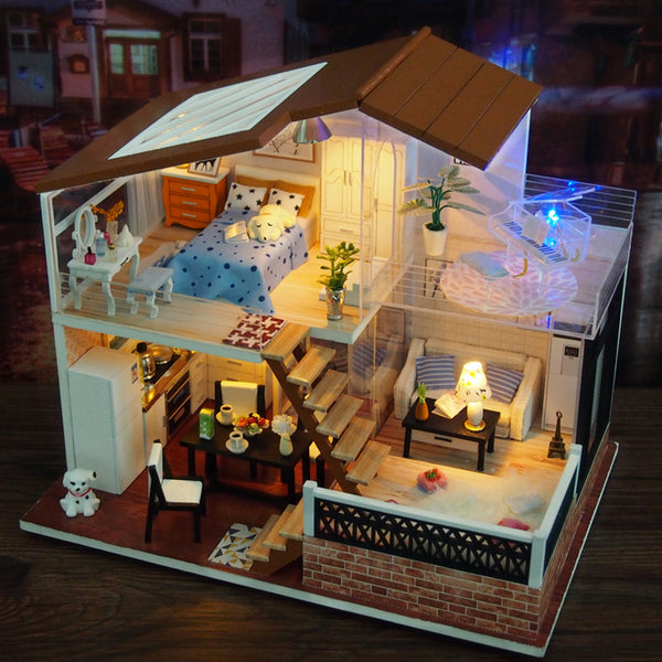 Wooden DIY Dollhouse